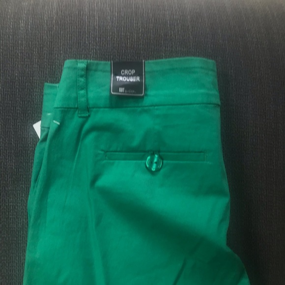 Kut from the Kloth green crop pant size 4 - Picture 2 of 3